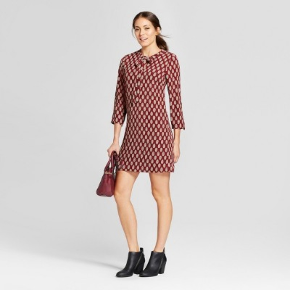 NEW! Loramendi Paisley Red Tie Neck Printed Shift Dress